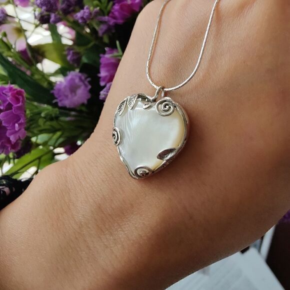 Sterling Silver  Heart Shaped Genuine Mother of Pearl Necklace - Picture 3 of 13